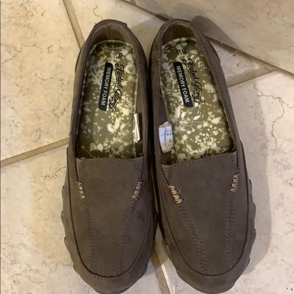 Faded glory size 8.5 mules with memory foam